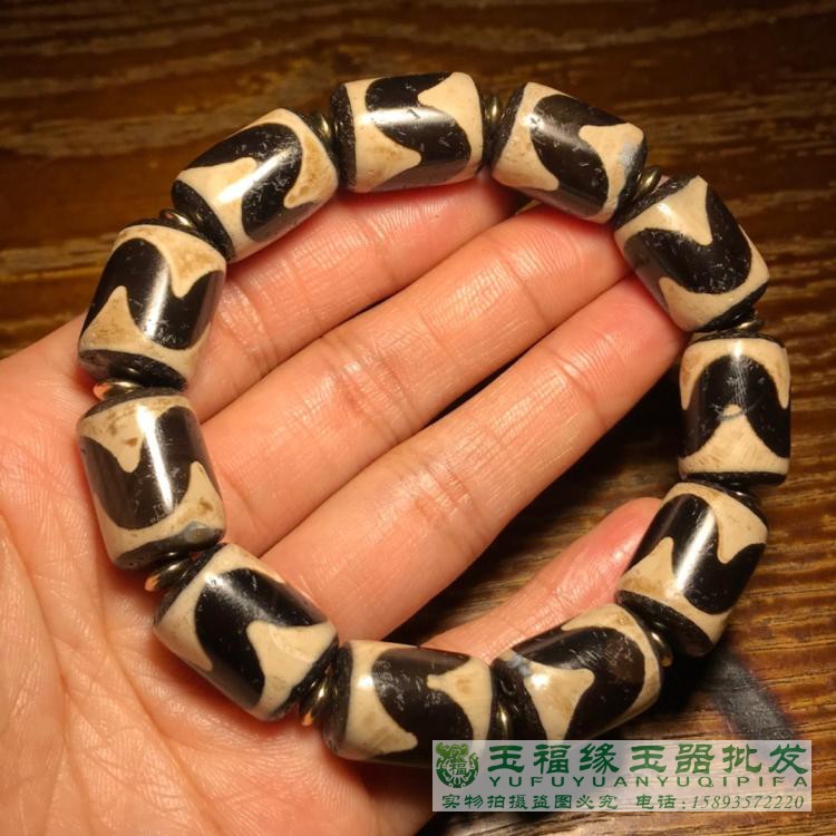 台湾天珠‼️西蔵老礦伯玉髄龍紋虎牙十九眼天珠 台湾天珠‼️西蔵老礦伯玉髄龍紋虎牙十九眼天珠 - メルカリ