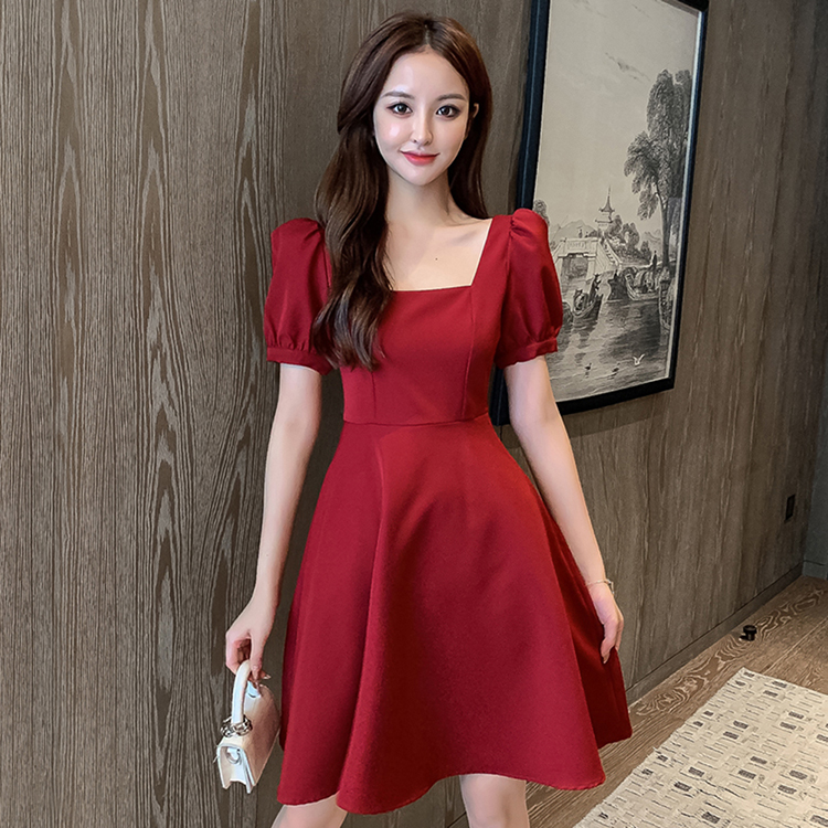 女短袖洋裝