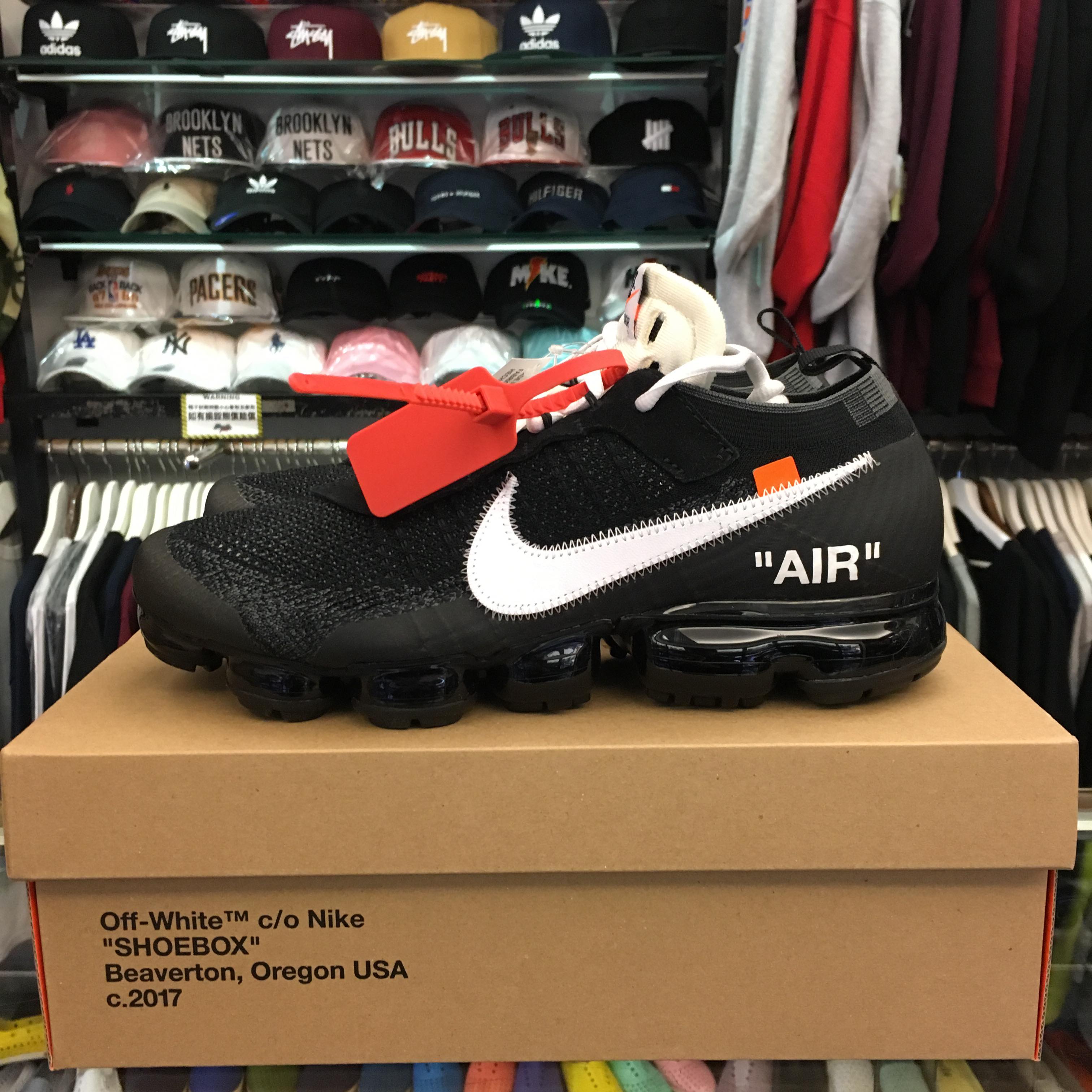 retail off white vapormax