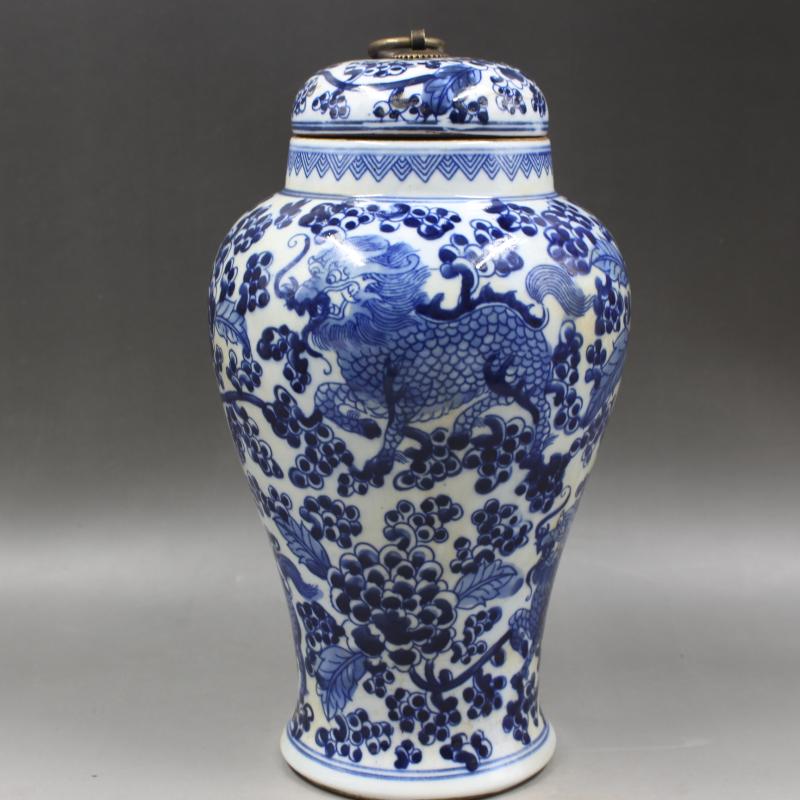 ★決算特価商品★ 清同治年制青花穿花麒麟紋茶葉蓋罐仿古瓷器裝飾家居擺件古董古玩 工芸品