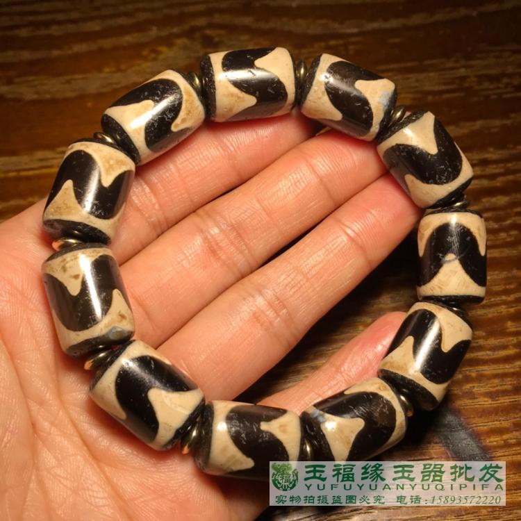 西蔵老礦龍紋紅朱砂虎牙三眼天珠 西蔵老礦龍