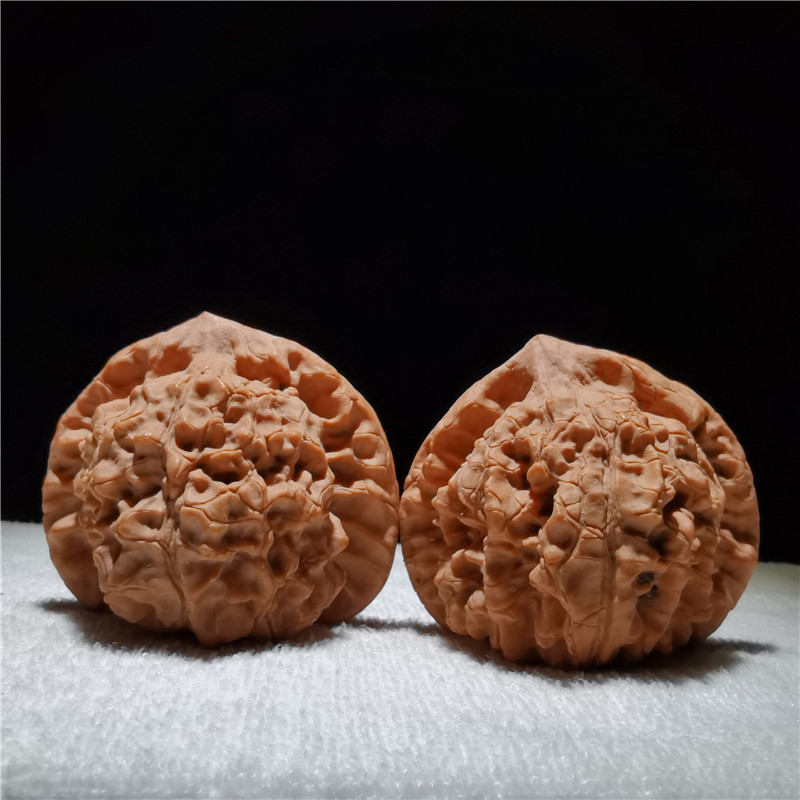 精品麒麟紋王勇大官帽特大悶尖磨盤文玩核桃特價獅子頭將軍膀實拍| 協貿